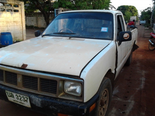 ***ขายแล้วครับขอบคุณ Truck2hand ขาย กระบะตอนเดียว ISUZU KB ปี25 เครื่องดีเซล กรองเหล็ก แห้งๆ ไม่หลวม ช่วงล่างปึ๊ก คัสซีดี ล้อแม็ก ยางพอใช้  ภายในดี หัวเก๋งดี เบาะมีขาด กระบะพื้นตีนเป็ด มีผุบ้าง สีดีมีกระเทาะ บ้าง ไฟหลังซ้ายต้องเก็บ รวมๆสภาพดี พร้อมใช้ พร้