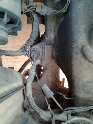 ***ขายแล้วครับขอบคุณ Truck2hand ขาย กระบะตอนเดียว ISUZU KB ปี25 เครื่องดีเซล กรองเหล็ก แห้งๆ ไม่หลวม ช่วงล่างปึ๊ก คัสซีดี ล้อแม็ก ยางพอใช้  ภายในดี หัวเก๋งดี เบาะมีขาด กระบะพื้นตีนเป็ด มีผุบ้าง สีดีมีกระเทาะ บ้าง ไฟหลังซ้ายต้องเก็บ รวมๆสภาพดี พร้อมใช้ พร้