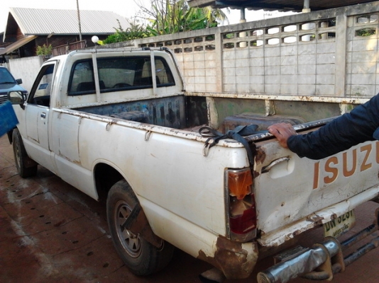 ***ขายแล้วครับขอบคุณ Truck2hand ขาย กระบะตอนเดียว ISUZU KB ปี25 เครื่องดีเซล กรองเหล็ก แห้งๆ ไม่หลวม ช่วงล่างปึ๊ก คัสซีดี ล้อแม็ก ยางพอใช้  ภายในดี หัวเก๋งดี เบาะมีขาด กระบะพื้นตีนเป็ด มีผุบ้าง สีดีมีกระเทาะ บ้าง ไฟหลังซ้ายต้องเก็บ รวมๆสภาพดี พร้อมใช้ พร้