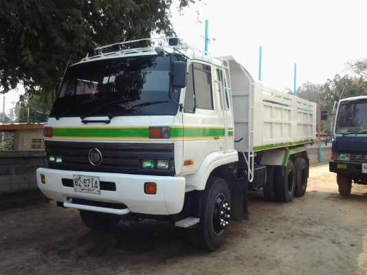 ขายรถสิบล้อนิสสัน cwm 430 สภาพสวยพร้อมใช้