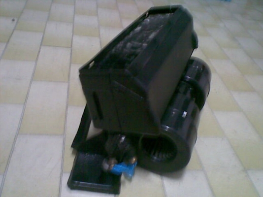 ขายตู้แอร์ BMW e30 แท้