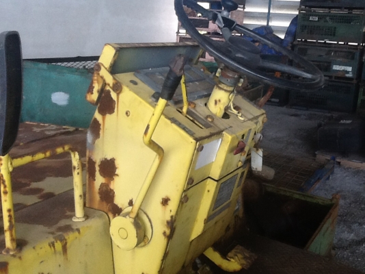 รถบดล้อยางkomutsu jw30 สภาพดีเก่าญี่ปุ่น ราคาไม่แพงต่อรองได้ครับ รถบดล้อยางkomutsu jw30 สภาพดีเก่าญี่ปุ่น ราคาไม่แพงต่อรองได้ครับ