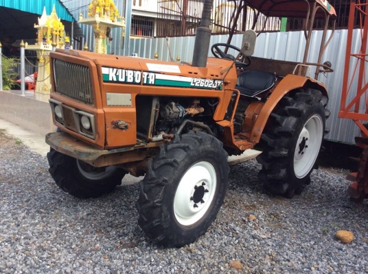 คูโบต้า L2602 4 WD 2 เพลา  ใช้งานได้ปรกติ
