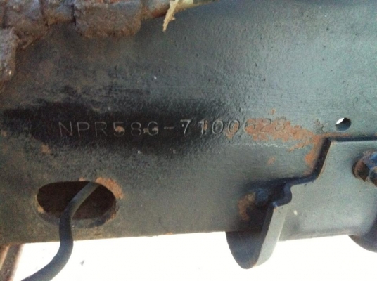 ขายถูกๆ รถ 6 ล้ออีซูซุ NPR  ดั้ม