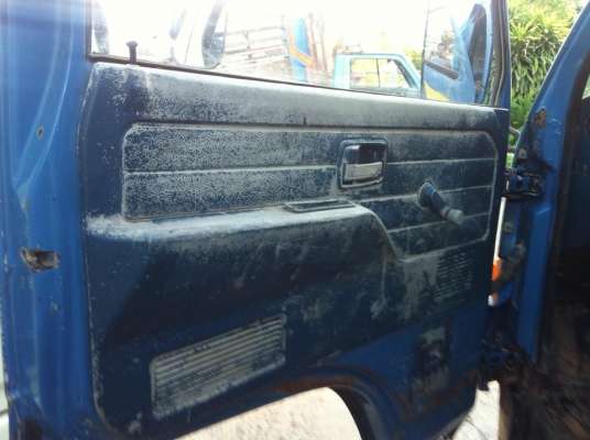 ขายถูกๆ รถ 6 ล้ออีซูซุ NPR  ดั้ม