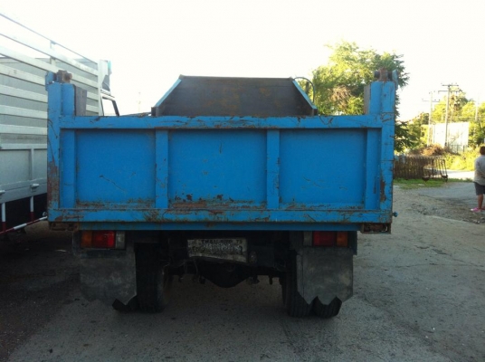 ขายถูกๆ รถ 6 ล้ออีซูซุ NPR  ดั้ม