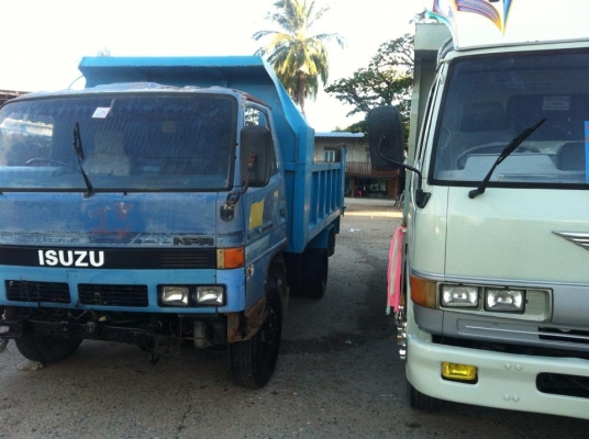 ขายถูกๆ รถ 6 ล้ออีซูซุ NPR  ดั้ม