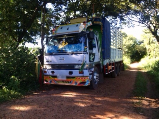 ขายด่วน รถบรรทุกเพลาเดียว. Hino. Fl 3h 195. สภาพดีมากพร้อมใช้งาน