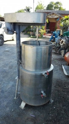 Sale>>ถังกวนผสมสแตนเลส2ชั้น มีหัวแก้สด้านล่าง มอเตอร์มิตซู 2 HP. 380 V. สภาพใหม่มาก!! 089-2499-123 นครปฐม