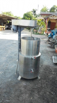 Sale>>ถังกวนผสมสแตนเลส2ชั้น มีหัวแก้สด้านล่าง มอเตอร์มิตซู 2 HP. 380 V. สภาพใหม่มาก!! 089-2499-123 นครปฐม