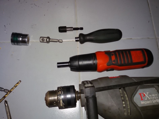 ข้อต่อไขควงแกนหกเหลี่ยม 1/4 เข้ากับลูกบล็อค ยกชุด 3 ขนาด สำหรับบล็อค 1/4 นิ้ว , 3/8 นิ้ว, 1/4 นิ้ว