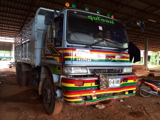 ขายด่วน. รถสิบล้อสองเพลาดั้มพ์.  Hino. Fm. 2k.  สภาพดีมากพร้อมใช้งาน. เอกสารพร้อม.