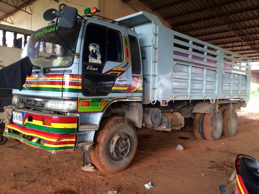 ขายด่วน. รถสิบล้อสองเพลาดั้มพ์.  Hino. Fm. 2k.  สภาพดีมากพร้อมใช้งาน. เอกสารพร้อม.