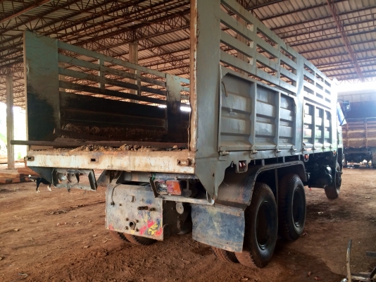 ขายด่วน. รถสิบล้อสองเพลาดั้มพ์.  Hino. Fm. 2k.  สภาพดีมากพร้อมใช้งาน. เอกสารพร้อม.