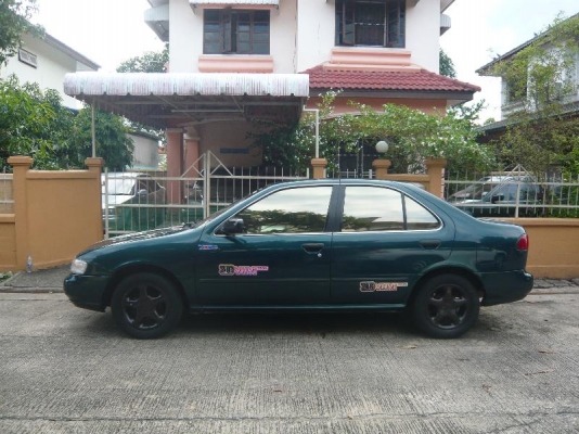 NISSAN SUNNY ติดLPG วิ่งได้2ระบบ สภาพสวยพร้อมใช้ ได้ยาวๆเลย