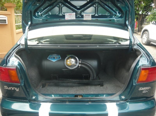 NISSAN SUNNY ติดLPG วิ่งได้2ระบบ สภาพสวยพร้อมใช้ ได้ยาวๆเลย