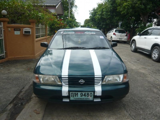 NISSAN SUNNY ติดLPG วิ่งได้2ระบบ สภาพสวยพร้อมใช้ ได้ยาวๆเลย