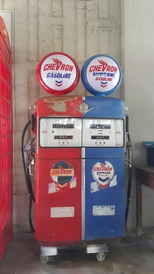 ขายตู้น้ำมันแท้ๆโบราณและตู้น้ำมันรีโปรดักครับ