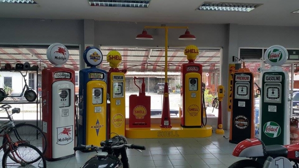 ขายตู้น้ำมันแท้ๆโบราณและตู้น้ำมันรีโปรดักครับ