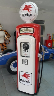 ขายตู้น้ำมันแท้ๆโบราณและตู้น้ำมันรีโปรดักครับ