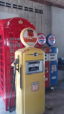 ขายตู้น้ำมันแท้ๆโบราณและตู้น้ำมันรีโปรดักครับ
