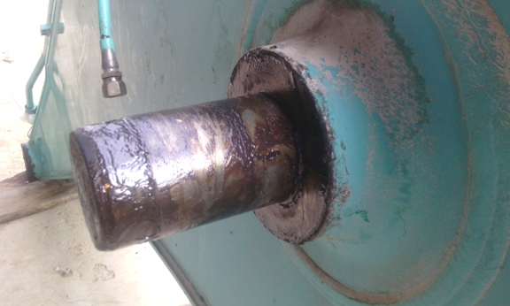 อาร์ม  บุ้งกี๋   KOBELCO SK200