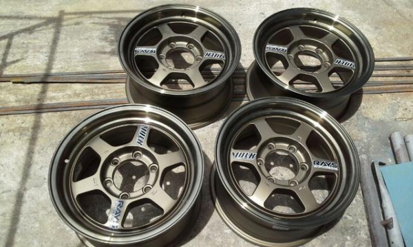 ล้อใหม่ขอบ 16"*8 et30 ราคา 10000 ล้อใหม่ขอบ 16"*8 et30 ราคา 10000