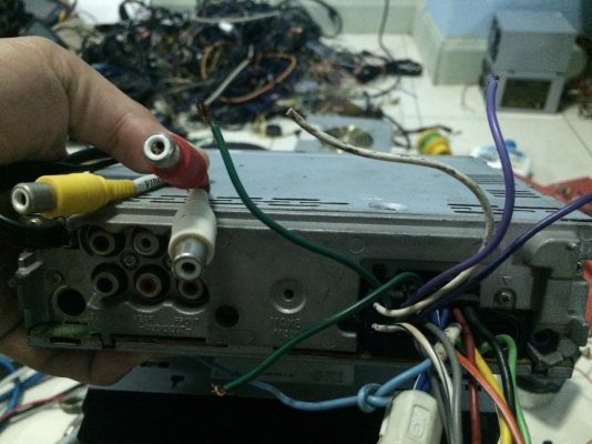 Sony CDX-M9900 รุ่นใหญ่สุด 24Bit 4V MP3 CD FMคลื่นไทย AUX จอสี หน้าจอสไลด์ไฟฟ้า ปรีเอ้า3ชุด Video In 1ชุด พร้อมรีโมท มือ2 Sony CDX-M9900 รุ่นใหญ่สุด 24Bit 4V MP3 CD FMคลื่นไทย AUX จอสี หน้าจอสไลด์ไฟฟ้า ปรีเอ้า3ชุด Video In 1ชุด พร้อมรีโมท มือ2