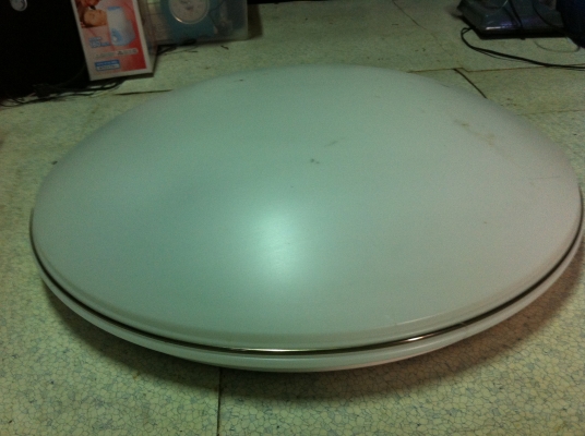 ชุดโคมไฟติดเพดาน 5 อัน ขายเหมา แต่ละอันมีดวงไฟ 3 ดวง  เปิดได้ สามจังหวะ