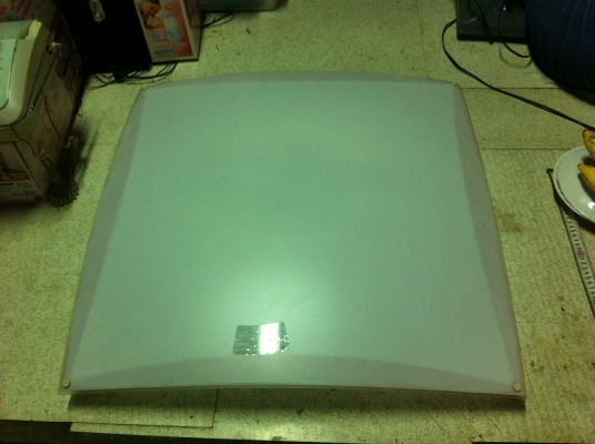 ชุดโคมไฟติดเพดาน 5 อัน ขายเหมา แต่ละอันมีดวงไฟ 3 ดวง  เปิดได้ สามจังหวะ