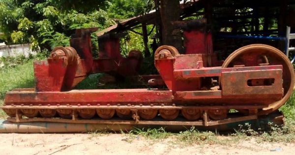 ขายด่วน ชุดเฟลมพร้อมล้อนำทั้งสองข้าง ตัดออกจากรถเกี่ยวข้าวไทยเจริญครับ มีโรลเลอร์ข้างละ 11 ลูกครบพร้อม สภาพดีครับ ราคาต่อรองได้ครับ ขายด่วน ชุดเฟลมพร้อมล้อนำทั้งสองข้าง ตัดออกจากรถเกี่ยวข้าวไทยเจริญครับ มีโรลเลอร์ข้างละ 11 ลูกครบพร้อม สภาพดีครับ ราคาต่อรองได้ครับ