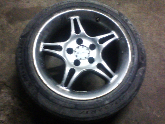 แม็ก Breyton แท้ ขอบ17 5รู ใส่รถ BMW525i พร้อมยาง ตอนซื้อมาใหม่เกือบแสน ขายแค่ 9,000