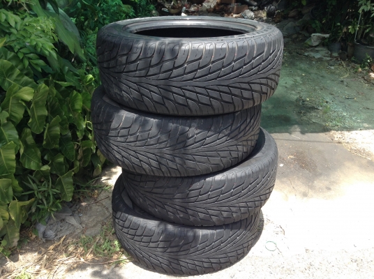 ยาง Maxxis 235/55/18 ปี 11ดอกเต็มๆครบชุด 4 เส้น