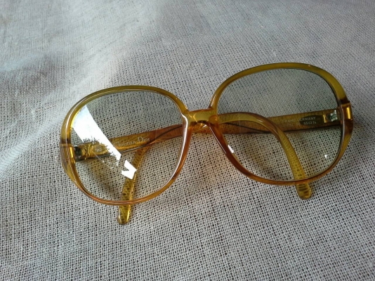 แว่นตาซุปเปอร์แบรนด์เนม Christian Dior