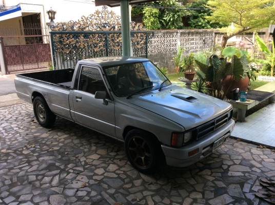 กระบะซิ่งเครื่อง 1uz ออโต้ แอร์หนาว ภาษีเต็ม กระบะซิ่งเครื่อง 1uz ออโต้ แอร์หนาว ภาษีเต็ม