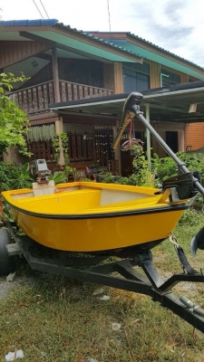 ขายเรือตกปลา 12ฟุต เครื่อง 15' แรงพร้อมเทเลอร์ อุปกรณ์ครบ พร้อมลงน้ำ