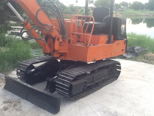 รถแบคโฮhitachi 14kh สภาพดีมากพร้อมใช้เพิ่งเข้าจากญี่ปุ่น ประมาณpc30ครับ