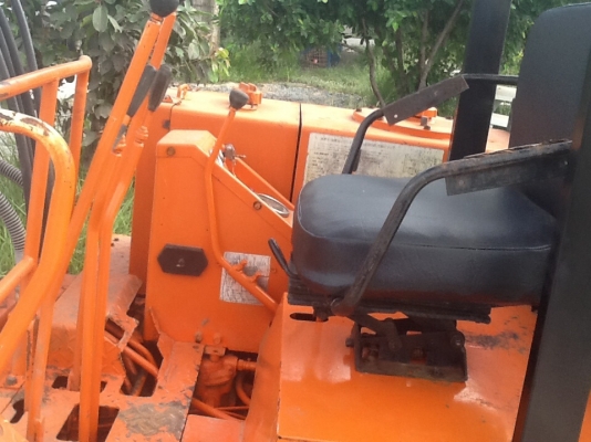 รถแบคโฮhitachi 14kh สภาพดีมากพร้อมใช้เพิ่งเข้าจากญี่ปุ่น ประมาณpc30ครับ