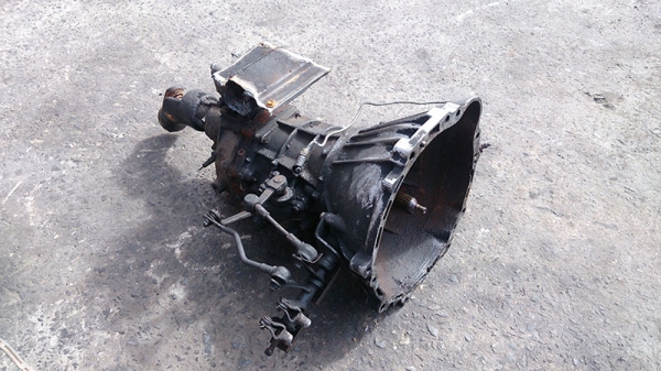 ขายเกียร์รถตู้โตโยต้า 3L 5L