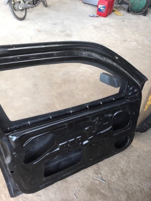 ประตูCarbon เชฟ-ดีแมก แค๊บ สภาพสวย