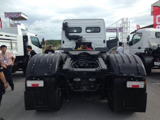 NEW FUSO หัวลาก 280 แรงม้า