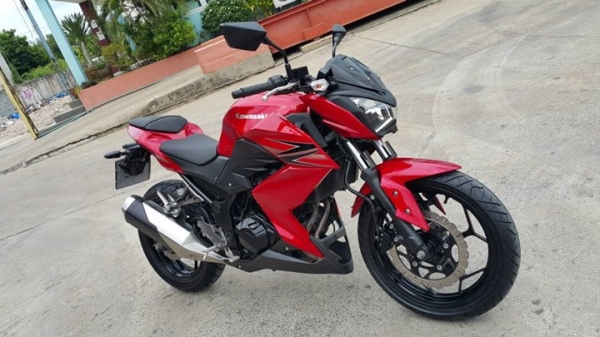 มาใหม่ สวยถูก ให้ไว Z250 แดง วิ่งน้อย ไม่ล้มชนแปะใสกิ๊ก ต่อรองได้