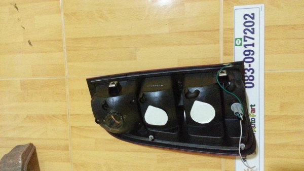 ไฟท้ายวีโก้ ของแต่งแบบ LED ข้างขวา ไฟท้ายวีโก้ ของแต่งแบบ LED ข้างขวา