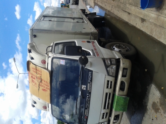 ขายหกล้อ ISUZU NQR 150 แรง เทอร์โบ พวงมาลัยเพาเวอร์แอร์เย็นเจี๊ยบ ขายหกล้อ ISUZU NQR 150 แรง เทอร์โบ พวงมาลัยเพาเวอร์แอร์เย็นเจี๊ยบ