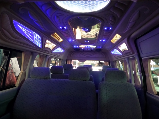 เกียรืออโต้ LPG ปี2009 สีน้ำเงินแท้ออกห้าง แต่งเต็มๆ โทร087-775-8887