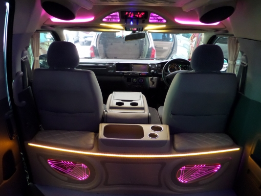 เกียรืออโต้ LPG ปี2009 สีน้ำเงินแท้ออกห้าง แต่งเต็มๆ โทร087-775-8887