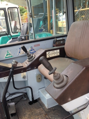 ขายด่วน รถขุด MITSUBISHI  ME30 รถเก่านอกแท้นำเข้าจากปฃญี่ปุนมีเอกสารแจ้งจำหน่าย  สนใจติดต่อ099-907-3356(แฟ้ง) 099-907-9273 (กิ๊ฟ)