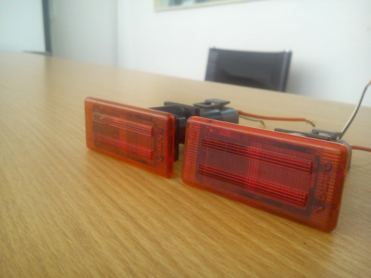 ไฟแผงประตูของรถ VOLVO แท้ ยี้ห้อHELLA