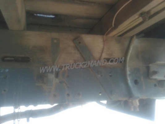 รถบรรทุก 6 ล้อ TOYOTA  รุ่น DYNA เครื่อง 4 สูบ  115 แรง คัชซี BU 141 น๊อต 5 ตัว