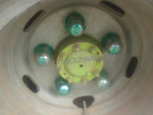 รถบรรทุก 6 ล้อ TOYOTA  รุ่น DYNA เครื่อง 4 สูบ  115 แรง คัชซี BU 141 น๊อต 5 ตัว